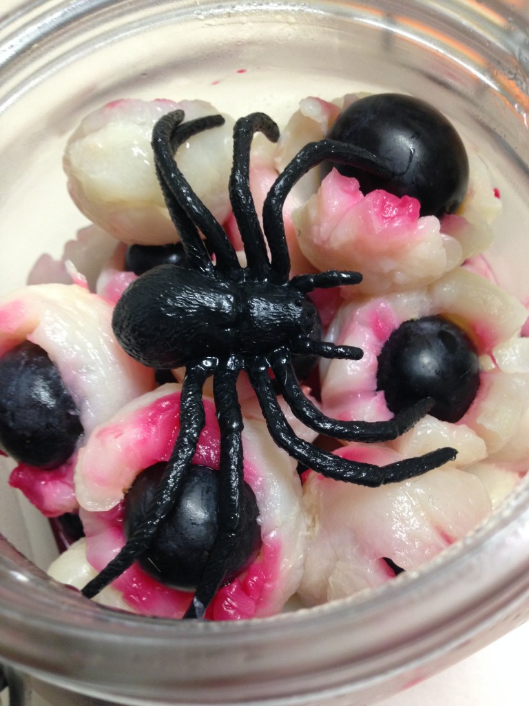 yeux de gobelin litchi raisin